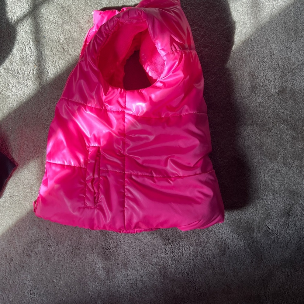 Pink Vest - Picture 3 of 4